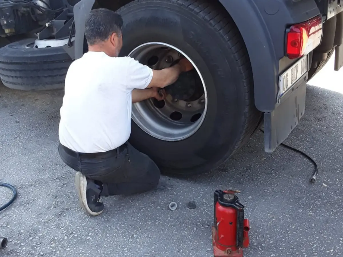 Payamlı Oto Lastikçi